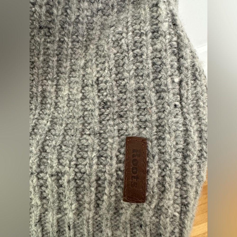 Wool Roots Sweater - Picture 3 of 4